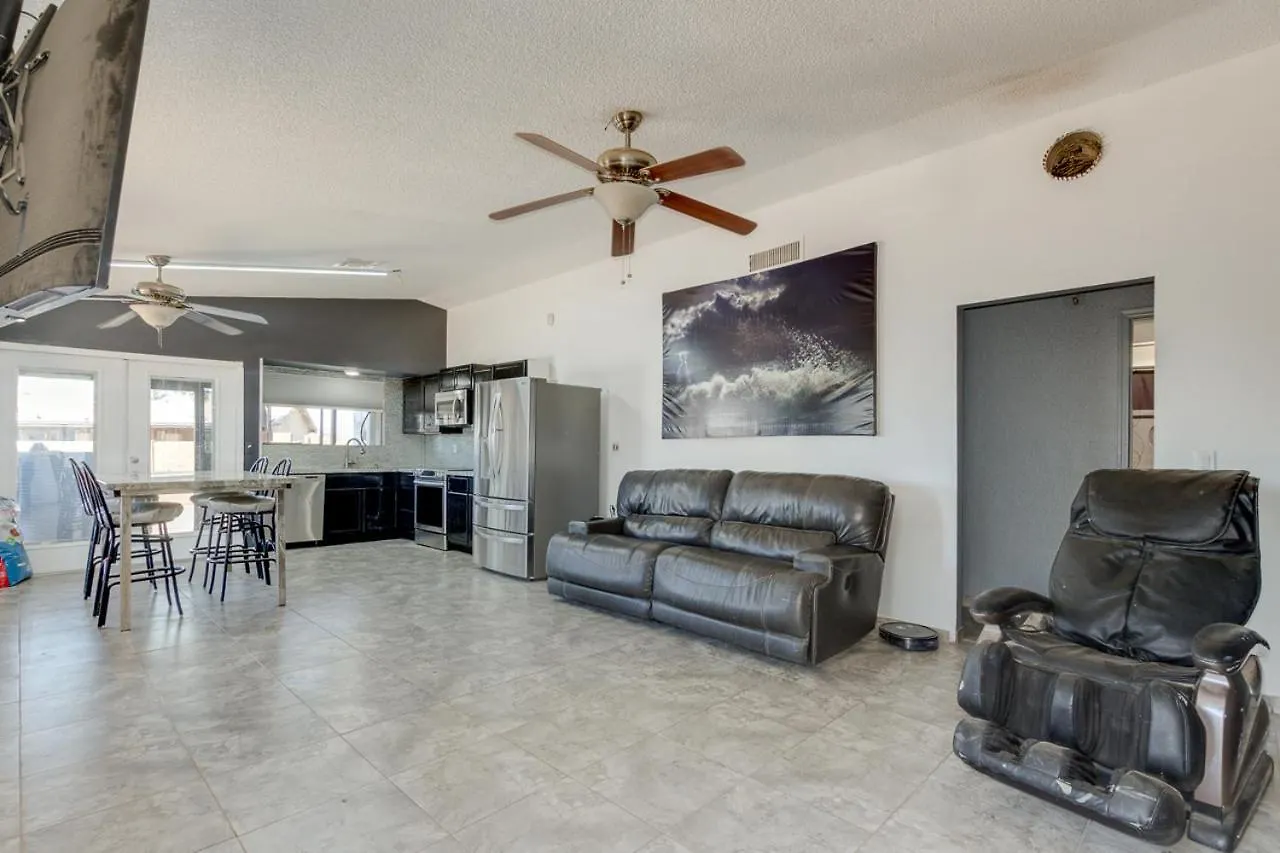 Shared Living Not A Hotel Phoenix 0*,  United States